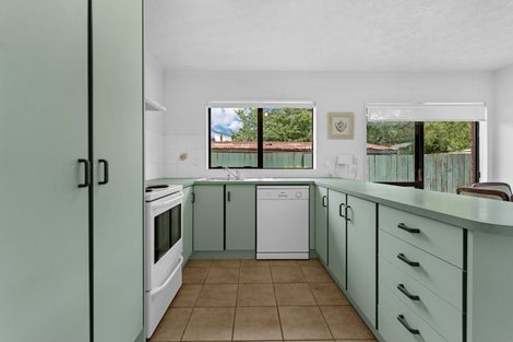 Photo of property in 8/39 Swanson Road, Henderson, Auckland, 0610