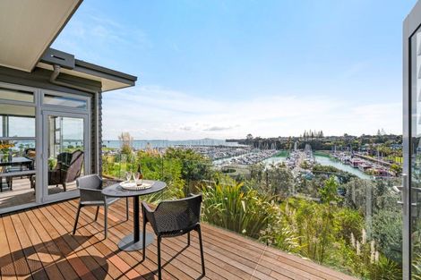 Photo of property in 23 Tui Brae, Beachlands, Auckland, 2018