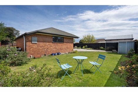 Photo of property in 2/59 Bevington Street, Avonhead, Christchurch, 8042