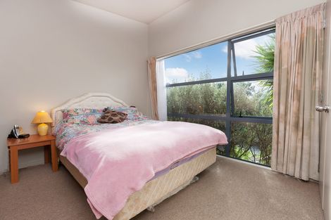 Photo of property in 79c Verbena Road, Birkdale, Auckland, 0626