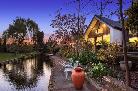 Photo of property in 2 Battys Road, Springlands, Blenheim, 7201