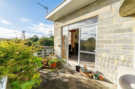 Photo of property in 18 Beaconsfield Road, Portobello, Dunedin, 9014