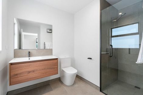 Photo of property in 2 Tuohy Lane, Wanaka, 9305