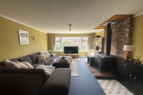 Photo of property in 18 Jennifer Street, Bryndwr, Christchurch, 8053