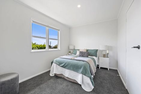 Photo of property in 109 Sandspit Road, Shelly Park, Auckland, 2014