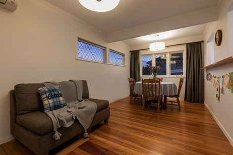 Photo of property in 1/42 Toroa Street, Torbay, Auckland, 0630
