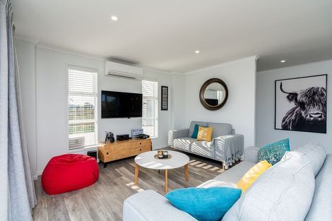 Photo of property in 24b Northcoast Place, Mangawhai Heads, Mangawhai, 0505