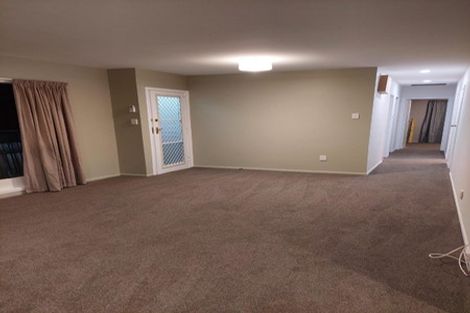 Photo of property in 14 Shackleton Grove, Stokes Valley, Lower Hutt, 5019