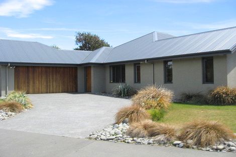 Photo of property in 63 Waitikiri Drive, Parklands, Christchurch, 8083