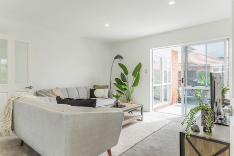 Photo of property in 99a Avonhead Road, Avonhead, Christchurch, 8042