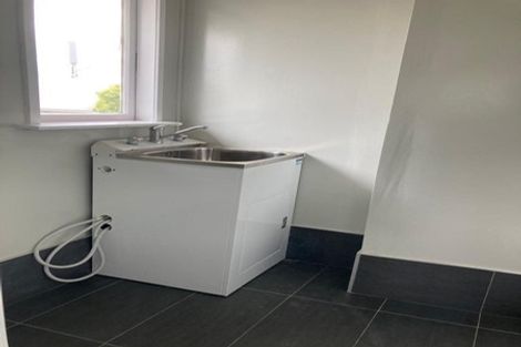 Photo of property in 2/523 Weymouth Road, Weymouth, Auckland, 2103