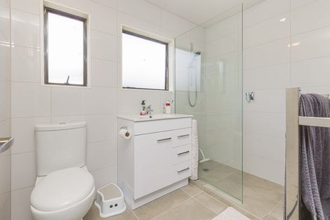 Photo of property in 3/45 Station Road, Takanini, 2112