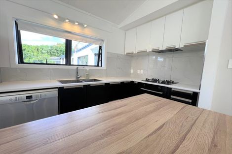 Photo of property in 123 Waiuku Road, Pukekohe, 2678