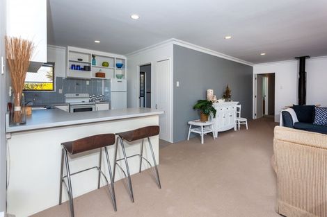 Photo of property in 59 Hahei Beach Road, Hahei, Whitianga, 3591