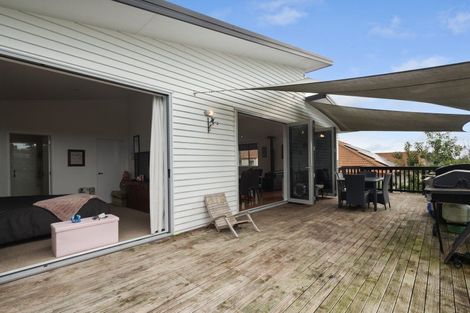 Photo of property in 27 Bayvista Close, Welcome Bay, Tauranga, 3112