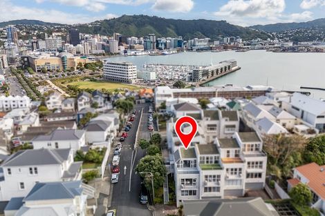Photo of property in Mcfarlane Mews, 7/2 Mcfarlane Street, Mount Victoria, Wellington, 6011