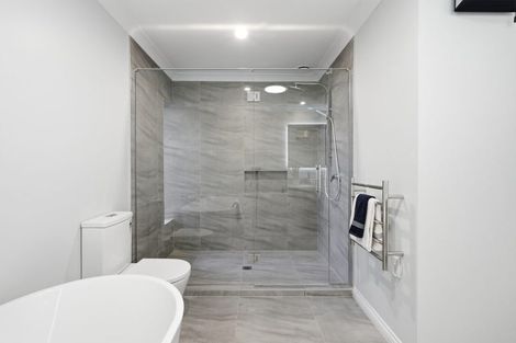 Photo of property in 21 Scotston Avenue, St Albans, Christchurch, 8052