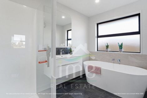 Photo of property in 13 Salkeld Place, Woodend, 7610