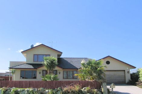 Photo of property in 31 Calypso Drive, Papamoa Beach, Papamoa, 3118