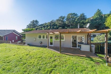 Photo of property in 38 Postgate Drive, Whitby, Porirua, 5024