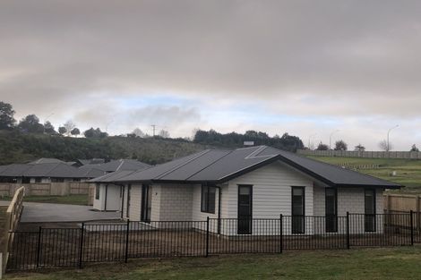 Photo of property in 18 Pakanga Grove, Pyes Pa, Tauranga, 3112