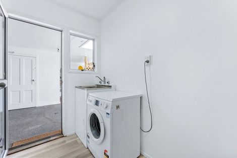 Photo of property in 14 Blundell Place, Chatswood, Auckland, 0626