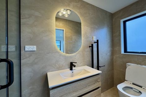 Photo of property in 3/36 Fairdale Place, Birkdale, Auckland, 0626