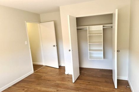 Photo of property in 17c Balmain Road, Birkenhead, Auckland, 0626