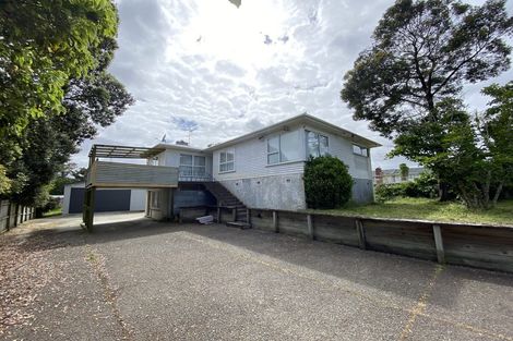 Photo of property in 38 Royal View Road, Te Atatu South, Auckland, 0610
