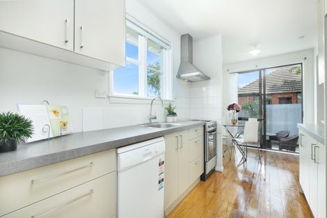 Photo of property in 3 Bateman Avenue, Bryndwr, Christchurch, 8053