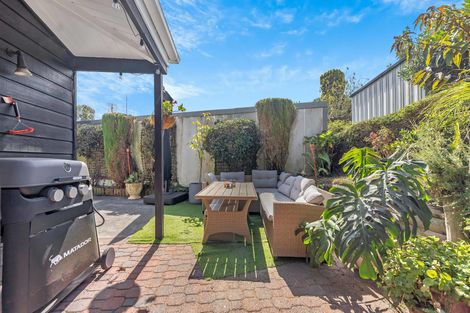 Photo of property in 1/7 Mccall Place, Opaheke, Papakura, 2113
