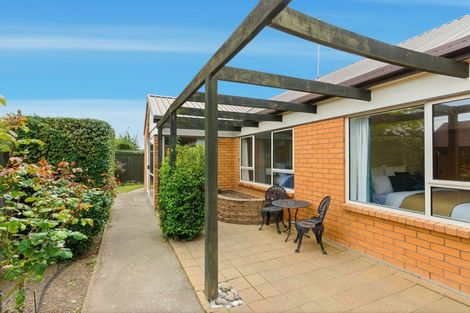 Photo of property in 2/60 Lancewood Drive, Halswell, Christchurch, 8025