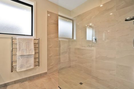 Photo of property in 11 Shearer Street, Tinwald, Ashburton, 7700