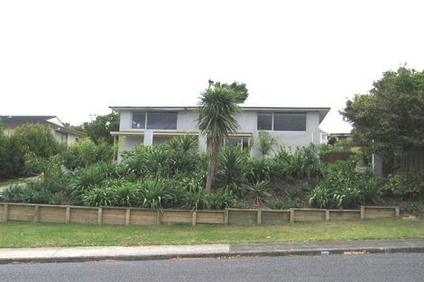 Photo of property in 1 Selwyn Crescent, Forrest Hill, Auckland, 0620