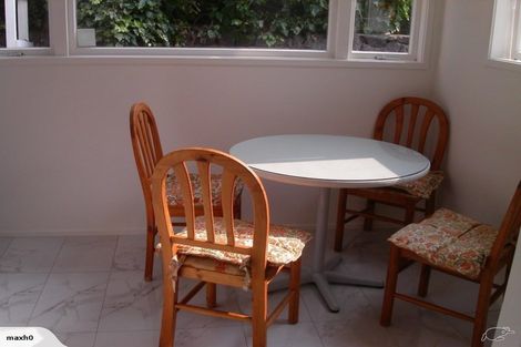 Photo of property in 2/64 Landscape Road, Mount Eden, Auckland, 1024