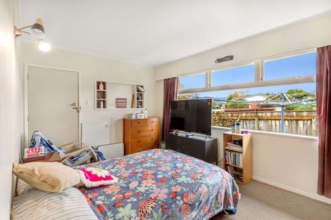 Photo of property in 17 Glen Street, Levin, 5510