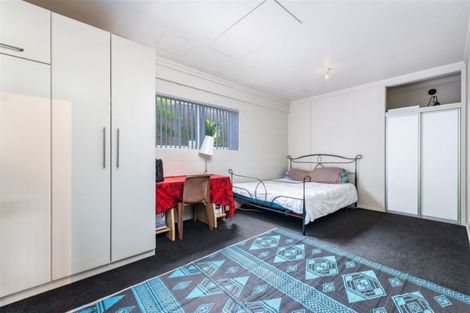 Photo of property in 201 Te Atatu Road, Te Atatu South, Auckland, 0610