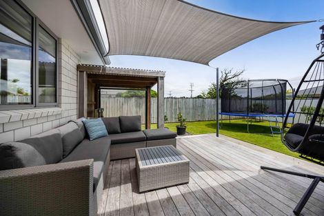 Photo of property in 1a Carrington Street, Inglewood, 4330