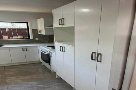 Photo of property in 2/107 Moore Street, Howick, Auckland, 2014