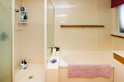 Photo of property in 6 Deepdale Street, Burnside, Christchurch, 8053