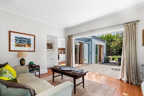 Photo of property in 43 Colombo Street, Cashmere, Christchurch, 8022