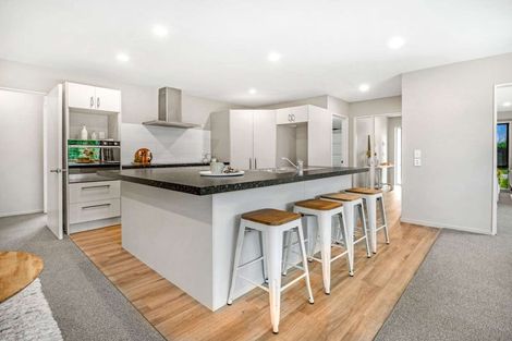 Photo of property in 38 Meyer Crescent, Halswell, Christchurch, 8025