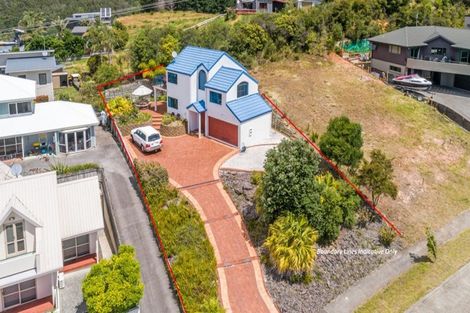 Photo of property in 107 Pacific View Drive, Whangamata, 3620