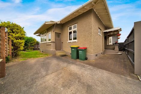 Photo of property in 246 Saint Aubyn Street, New Plymouth, 4310