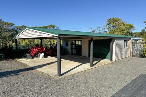 Photo of property in 124 Kanohi Road, Kaukapakapa, 0873