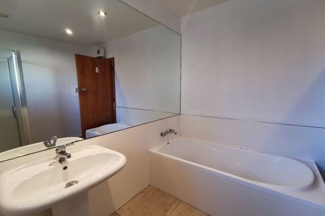 Photo of property in 5 Haslett Place, Upper Riccarton, Christchurch, 8041