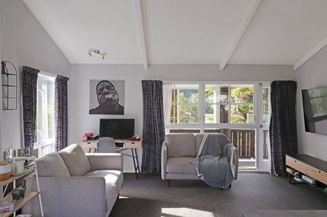 Photo of property in 29 Newburn Grove, Wainuiomata, Lower Hutt, 5014