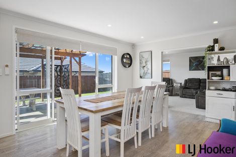 Photo of property in 2 Okohaka Avenue, Glenbrook, Waiuku, 2681