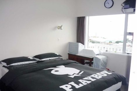 Photo of property in 16 Findlay Street, Moturoa, New Plymouth, 4310