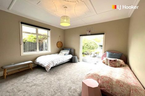 Photo of property in 64 Royal Crescent, Saint Kilda, Dunedin, 9012